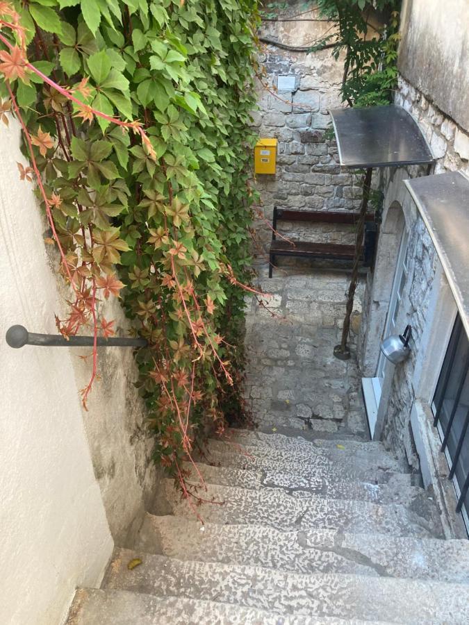 Dragazzo Apartment Trogir Exterior foto